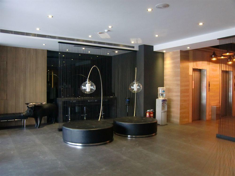 The Riverside Hotel International Kaohsiung Exterior photo