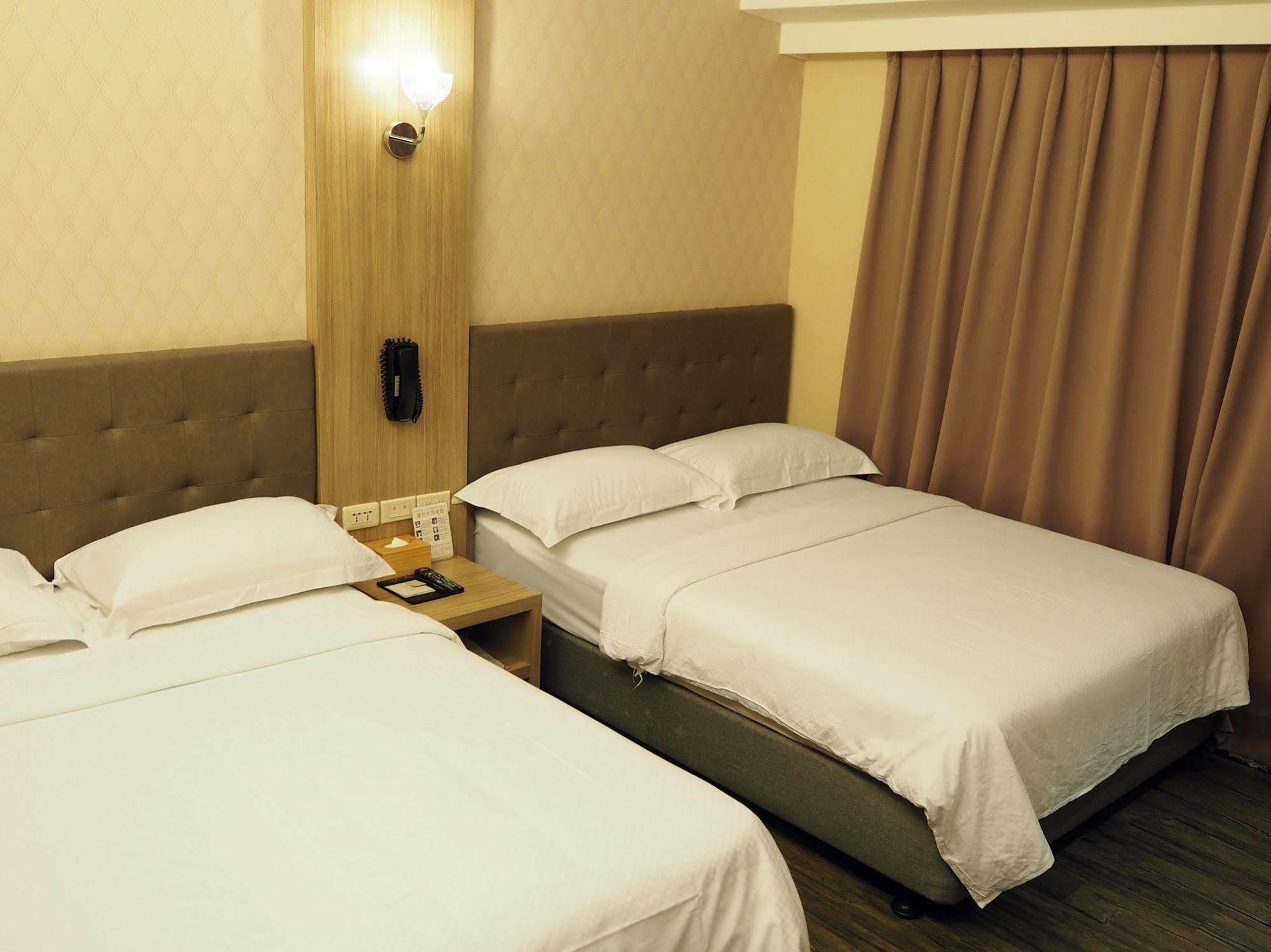 The Riverside Hotel International Kaohsiung Exterior photo
